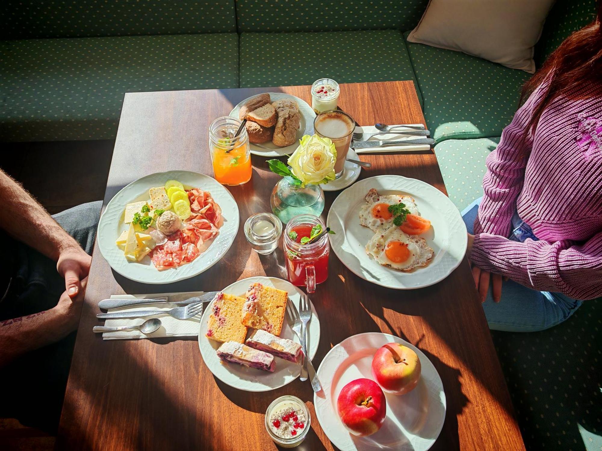Pohorje Village Wellbeing - Wellness & Bolfenk 4*