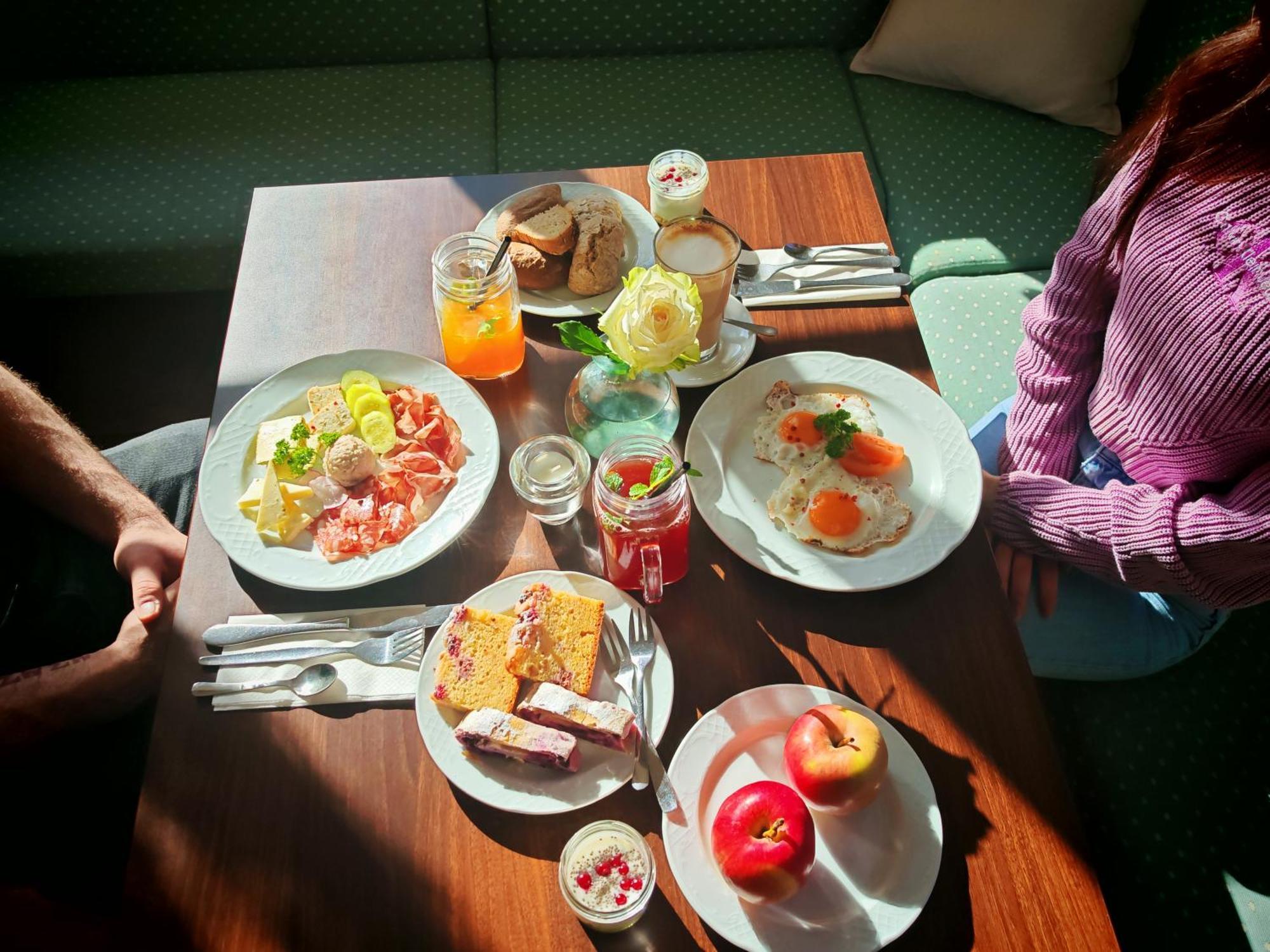 Hotel Pohorje Village Wellbeing - Wellness & Bolfenk